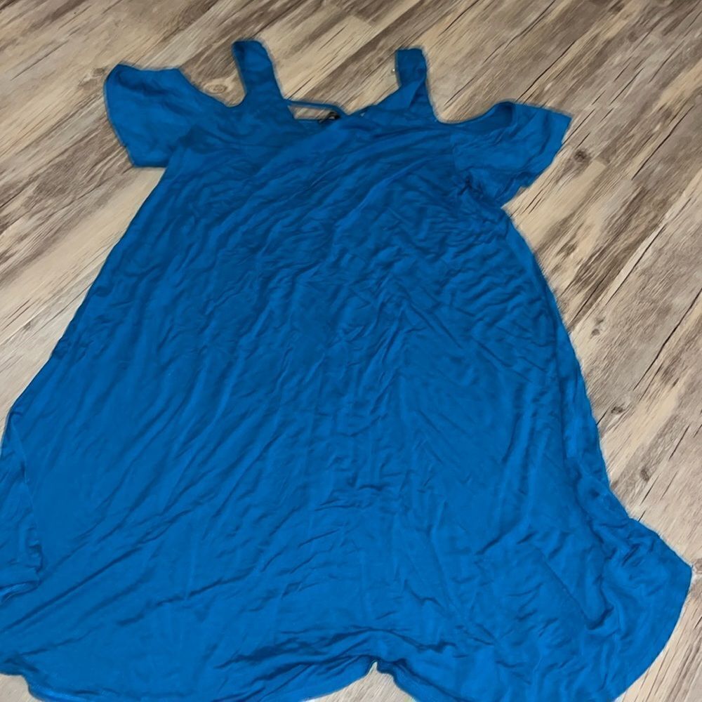 Shiela Rose top 